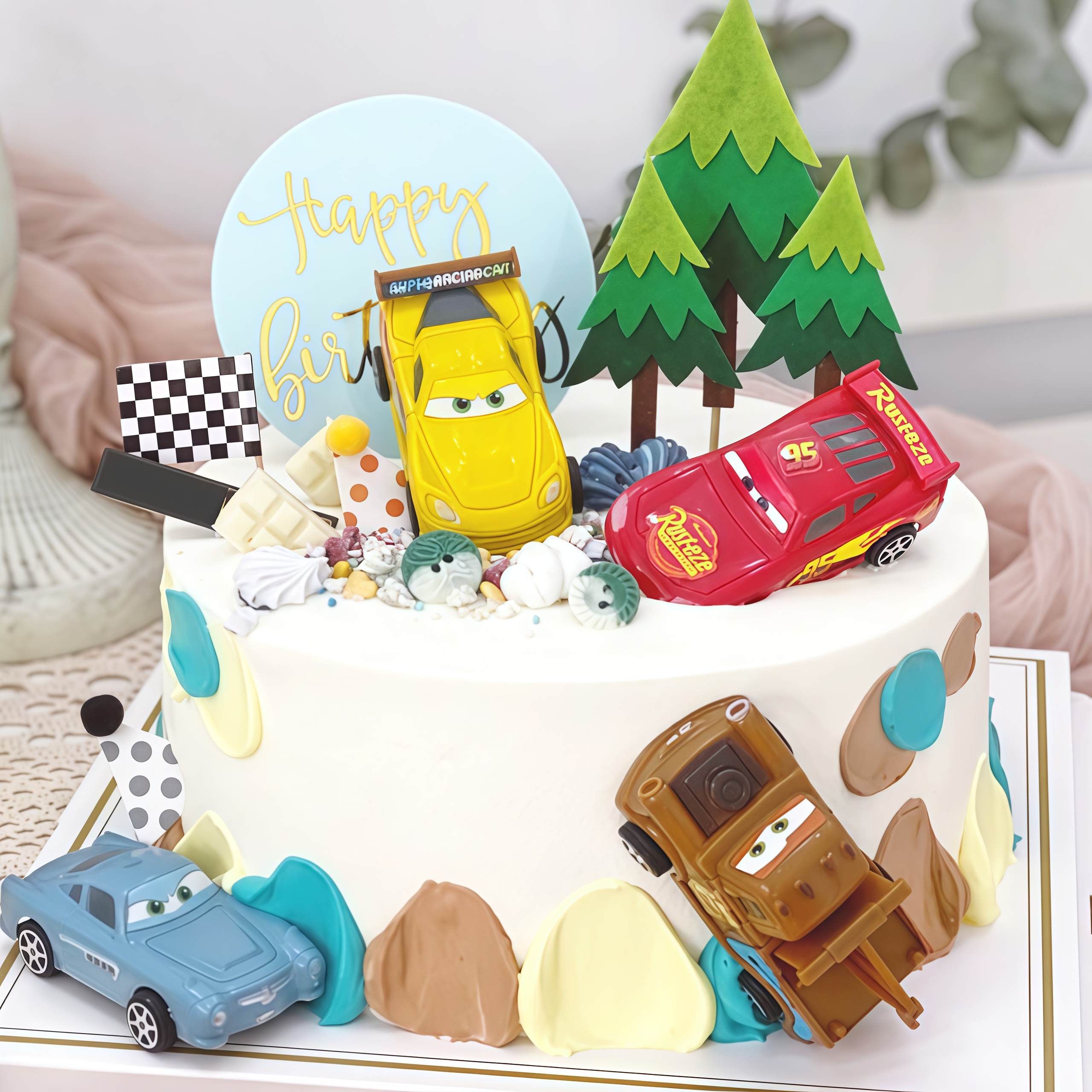 4pcs Lightning Cars Happy Birt - مراجعة Lighting Mcqueen Birthday Decor وسعره