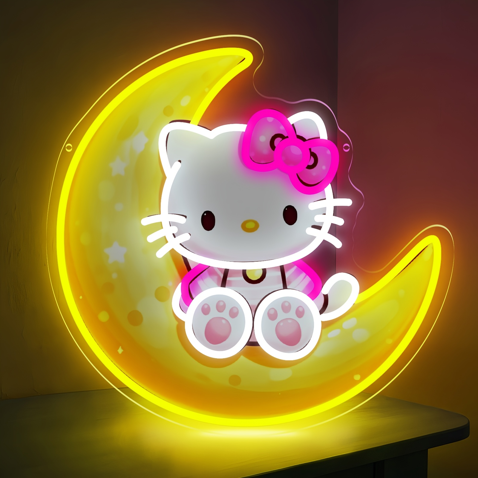 Hello Kitty on Moon Yellow Cut - مراجعة Lighting Decoration On Wall وسعره
